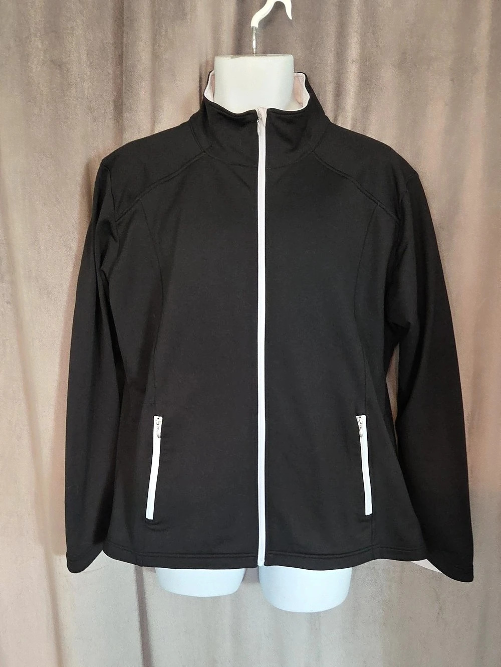 Maggie Lane Black Zip Front Jacket Size XXL Like New